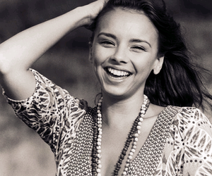 Chenoa Chenoa