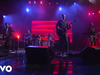 Queens Of The Stone Age - I Sat By The Ocean (Live on Letterman)