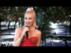 Gwen Stefani - Last Christmas (Live From The Orange Grove)